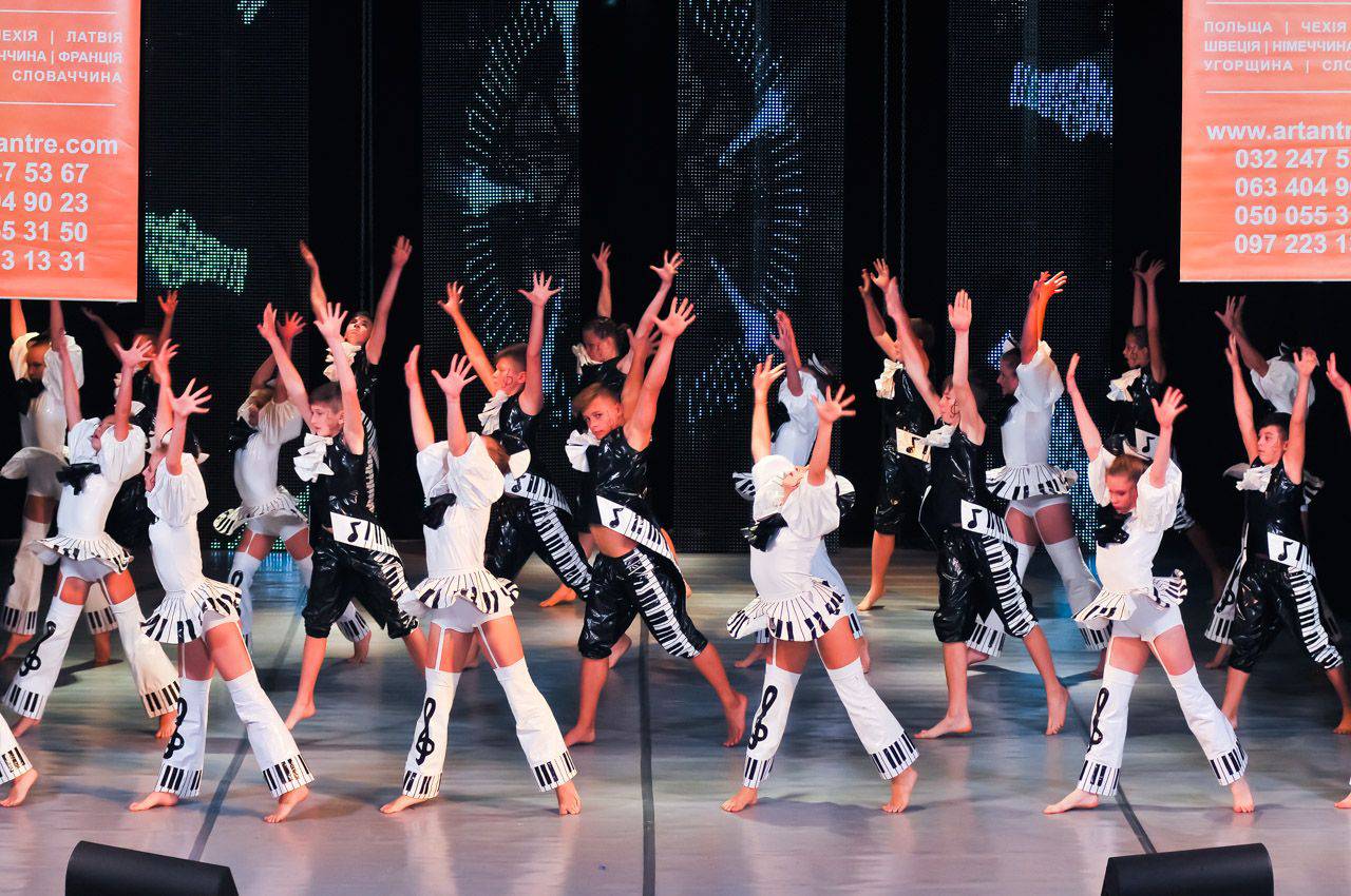 Більш ніж 1000 учасників