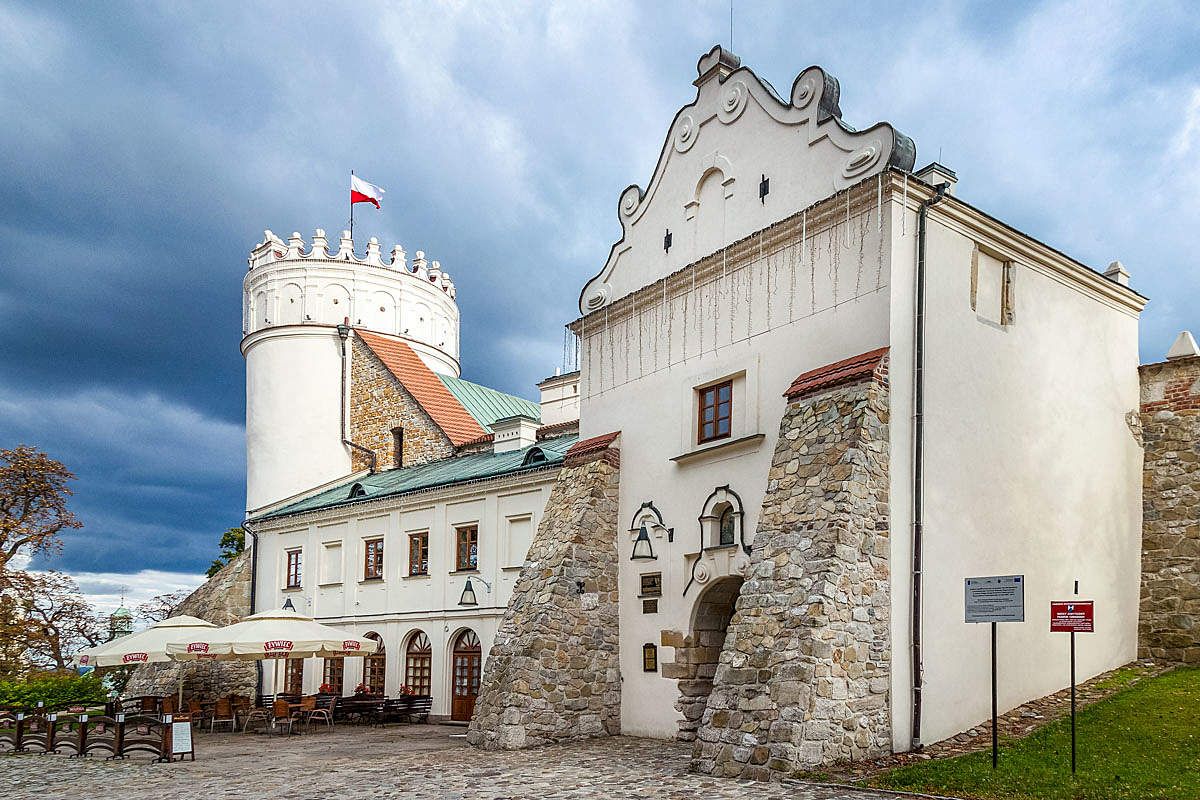 Вишуканий Палац у серці камерного Перемишля
