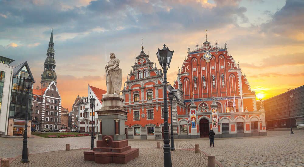 Відкрийте для себе перлини Балтики!