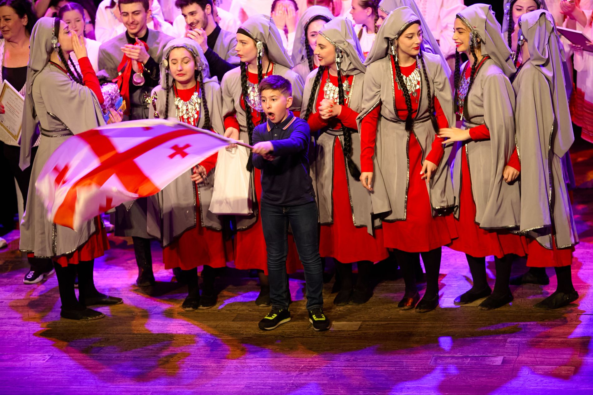 Commemorative symbols of the festival, individual diplomas and medals, gifts for all participants