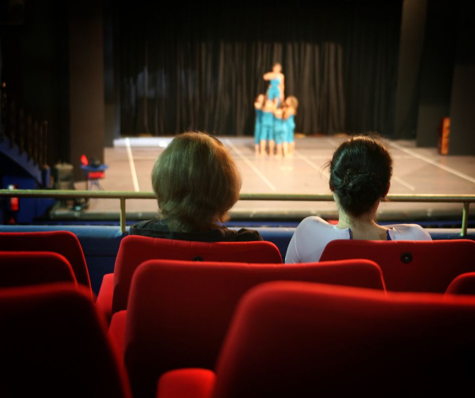 Concert and competition: one stage, different focus