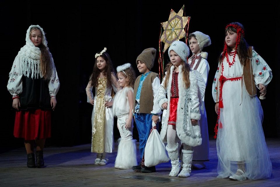 Підсумки V Всеукраїнського фестивалю-конкурсу  “Розмаїті Самоцвіти”